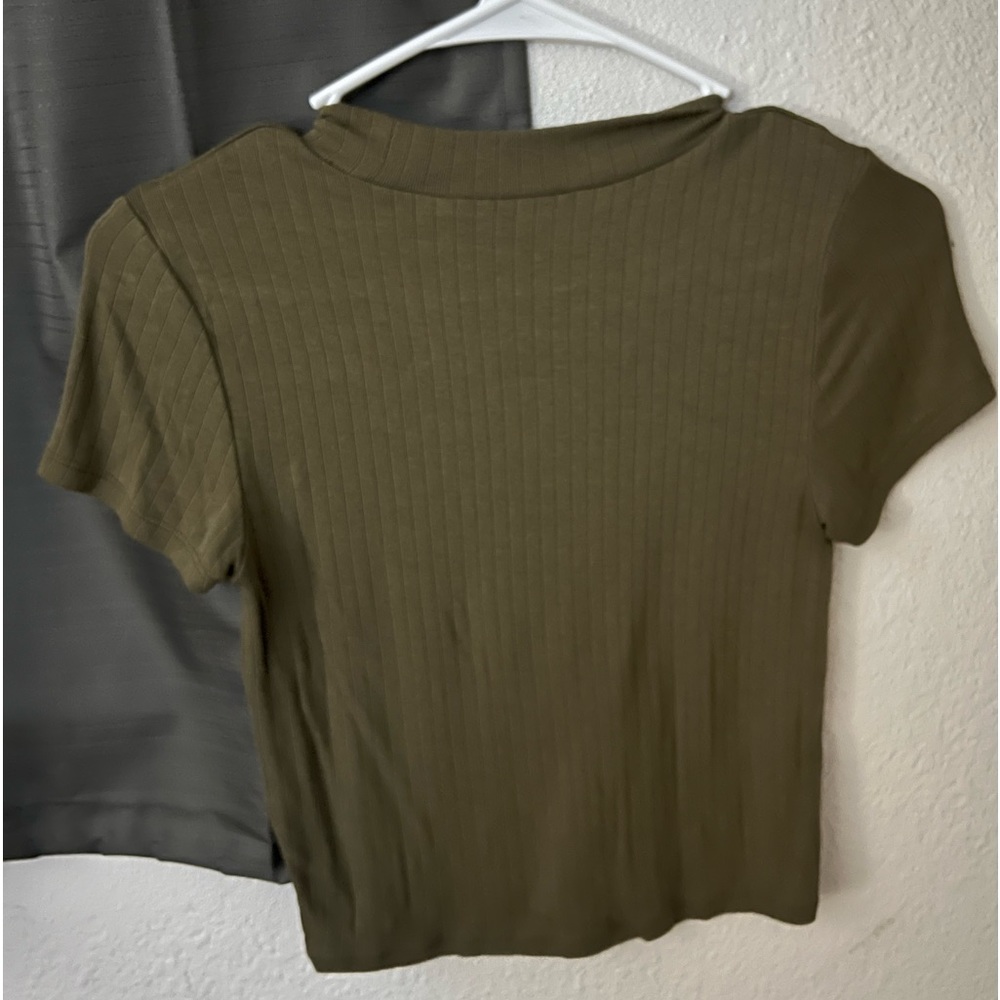 Olive green basic top - Picture 3 of 6